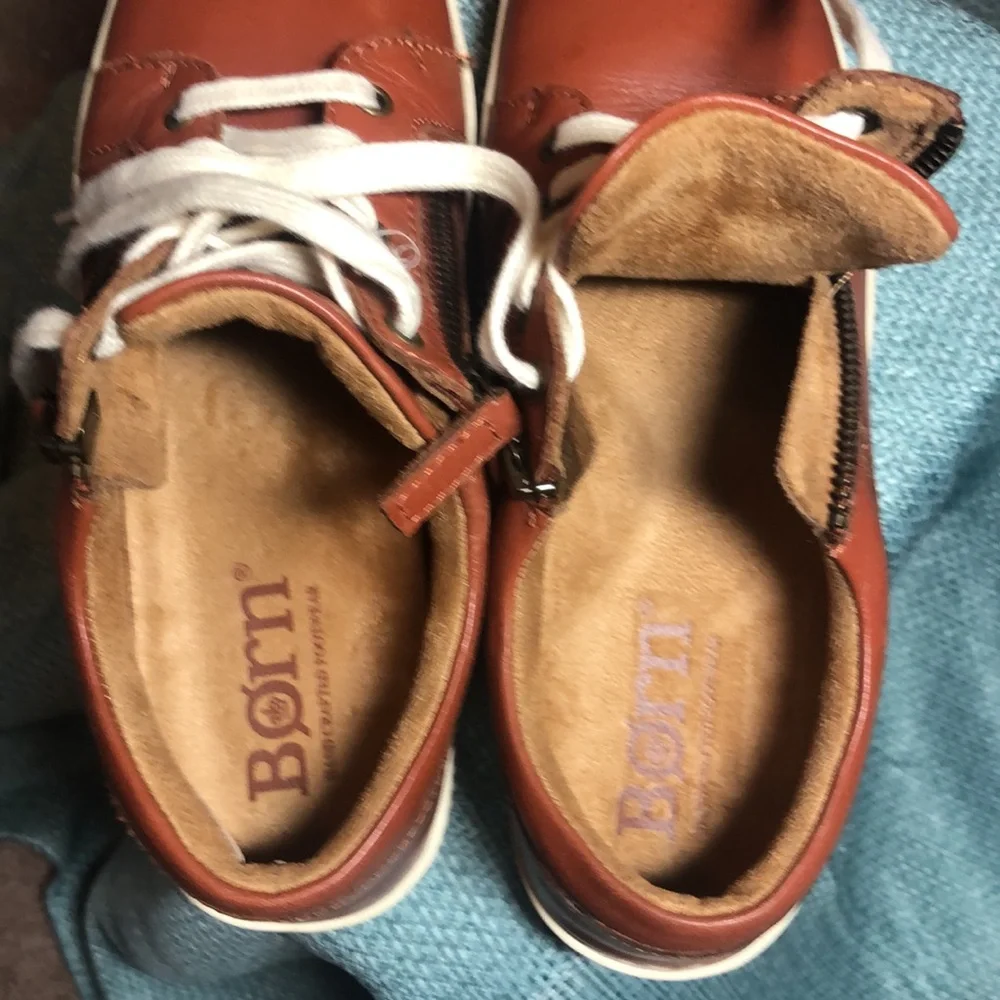 Born Paloma Sneakers size 7M - Picture 4 of 7